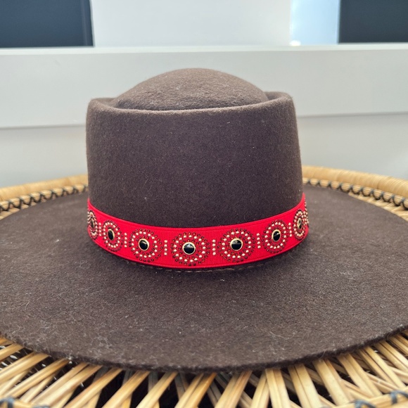 Handmade Wool/Felt Cowboy/Sombrero Hat- Brown/Red Studded Ribbon - Size 57/7 1/8 - Picture 9 of 14